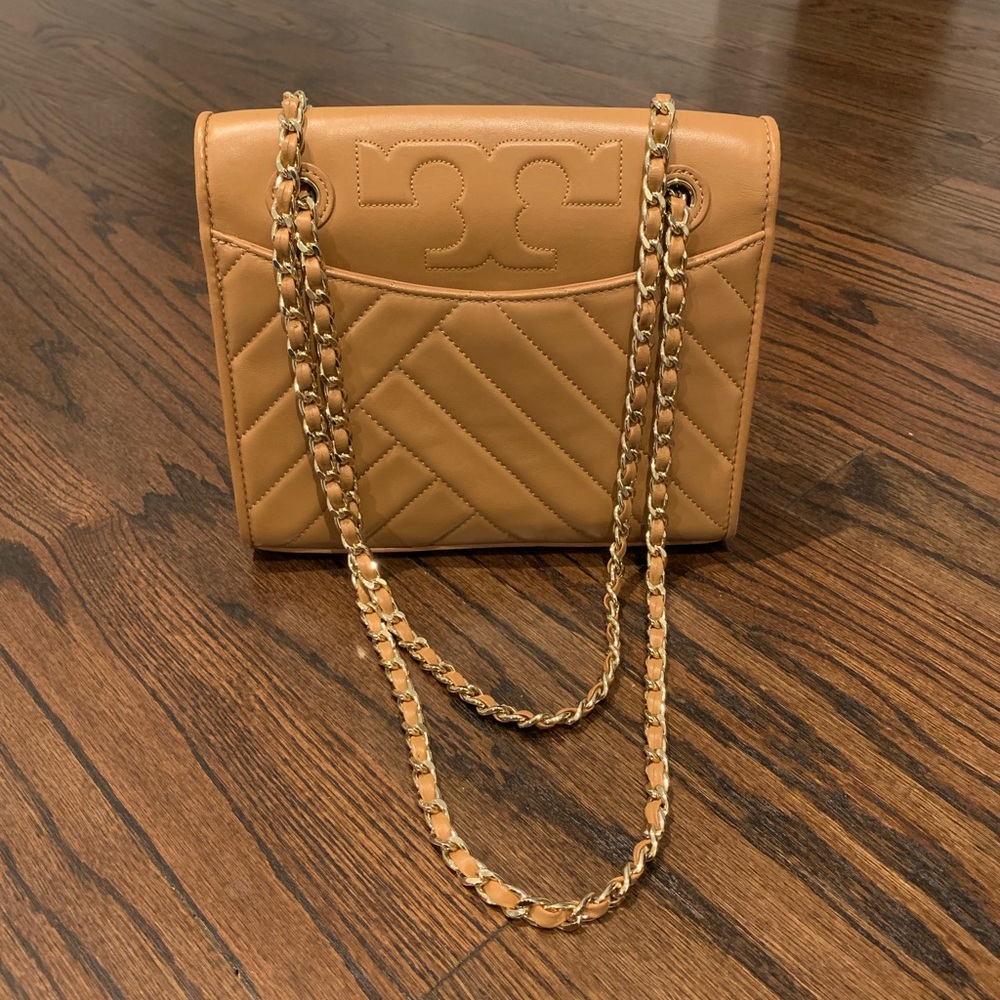 Tory Burch Quilted Shoulder/Crossbody Bag